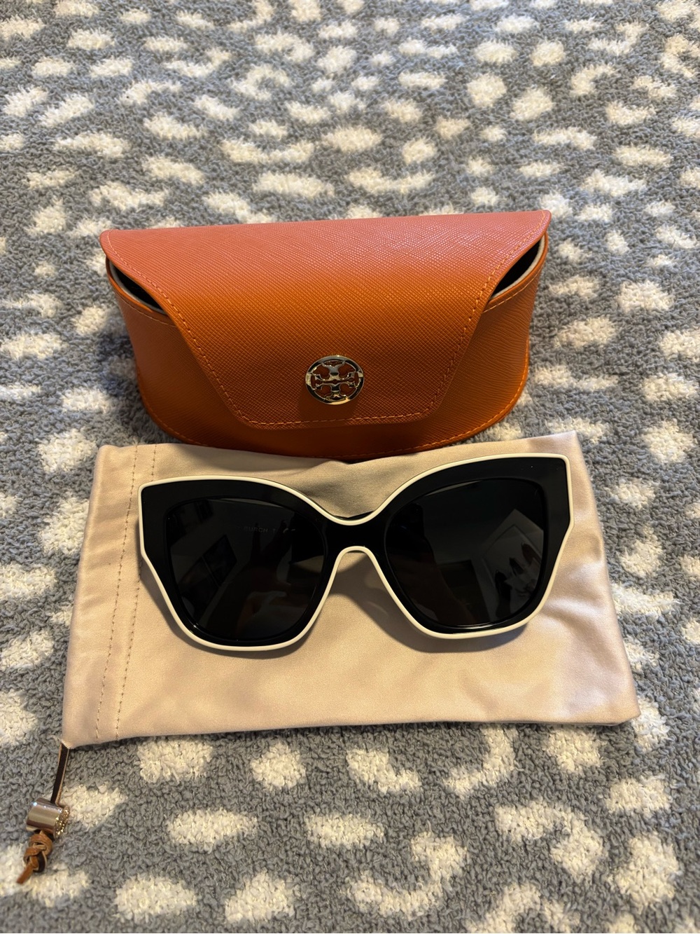 Tory Burch Black and White Cat-Eye Sunglasses with Orange Case